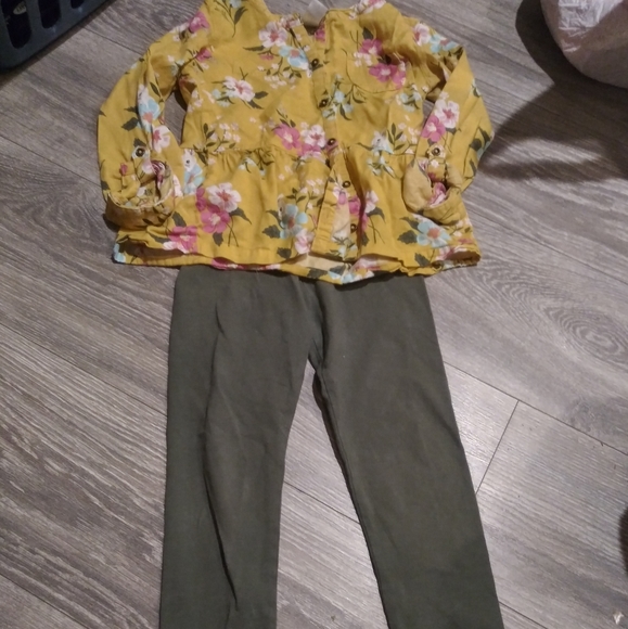 Outfit bundle (3) - Picture 2 of 3